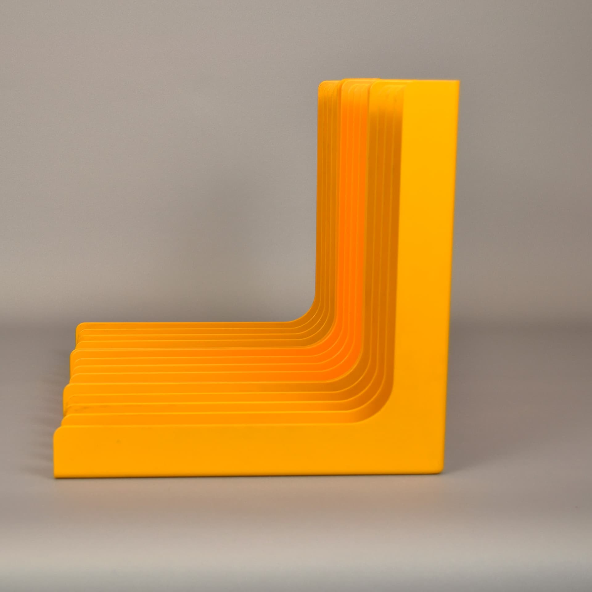 Zestaw stojaków na płyty winylowe, pomarańczowy, plastik, Szwecja, lata 70. - 1064