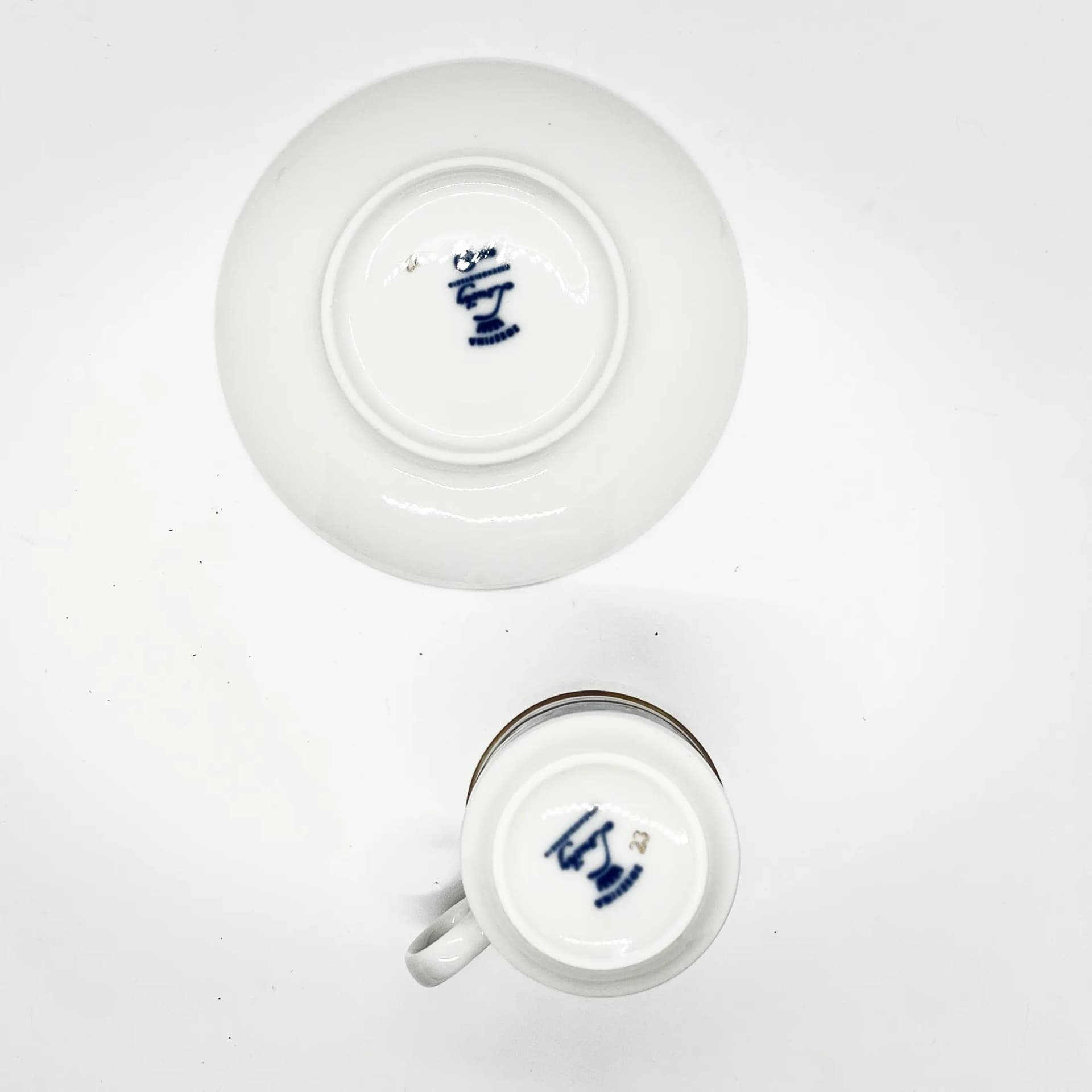 Komplet filiżanek ze spodkiem, Josephina, biały kobaltowy, porcelana, proj. J. Ježek, Czechosłowacja, lata 60. - 126644