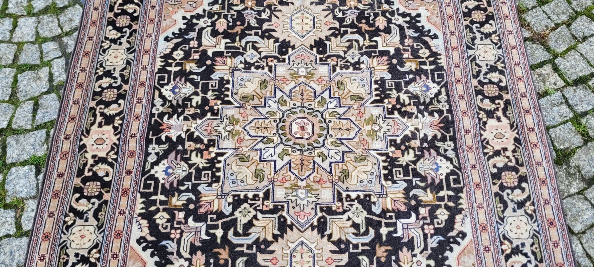 Rug Tabriz, 160x111 cm, multicolor, kork wool with silk, Iran, early 20th c. - 129971