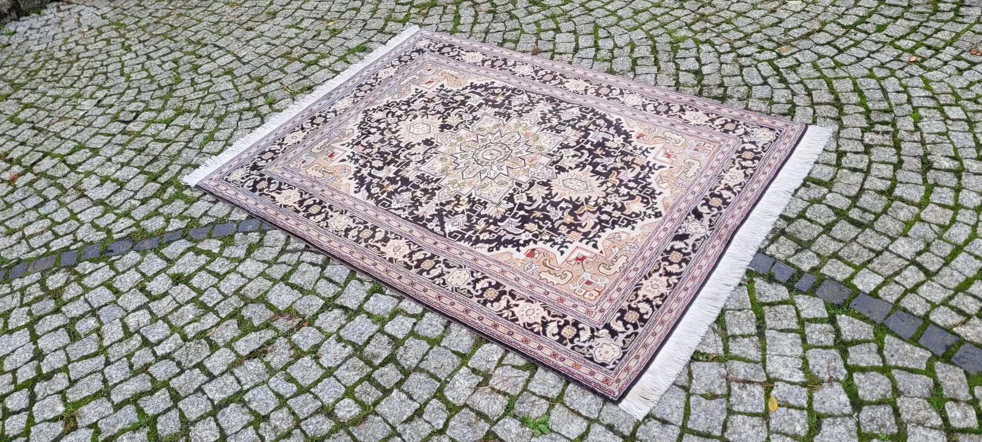 Rug Tabriz, 160x111 cm, multicolor, kork wool with silk, Iran, early 20th c. - 129973