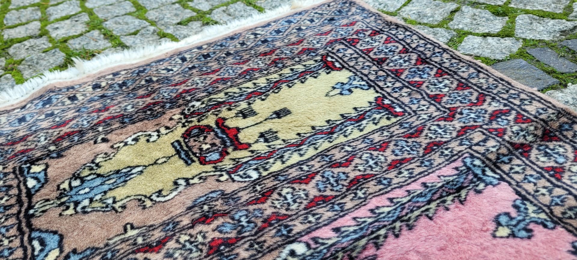 LŚNIĄCY DYWAN BUCHARA RĘCZNIE TKANY PAKISTAN 63/96CM - 130084