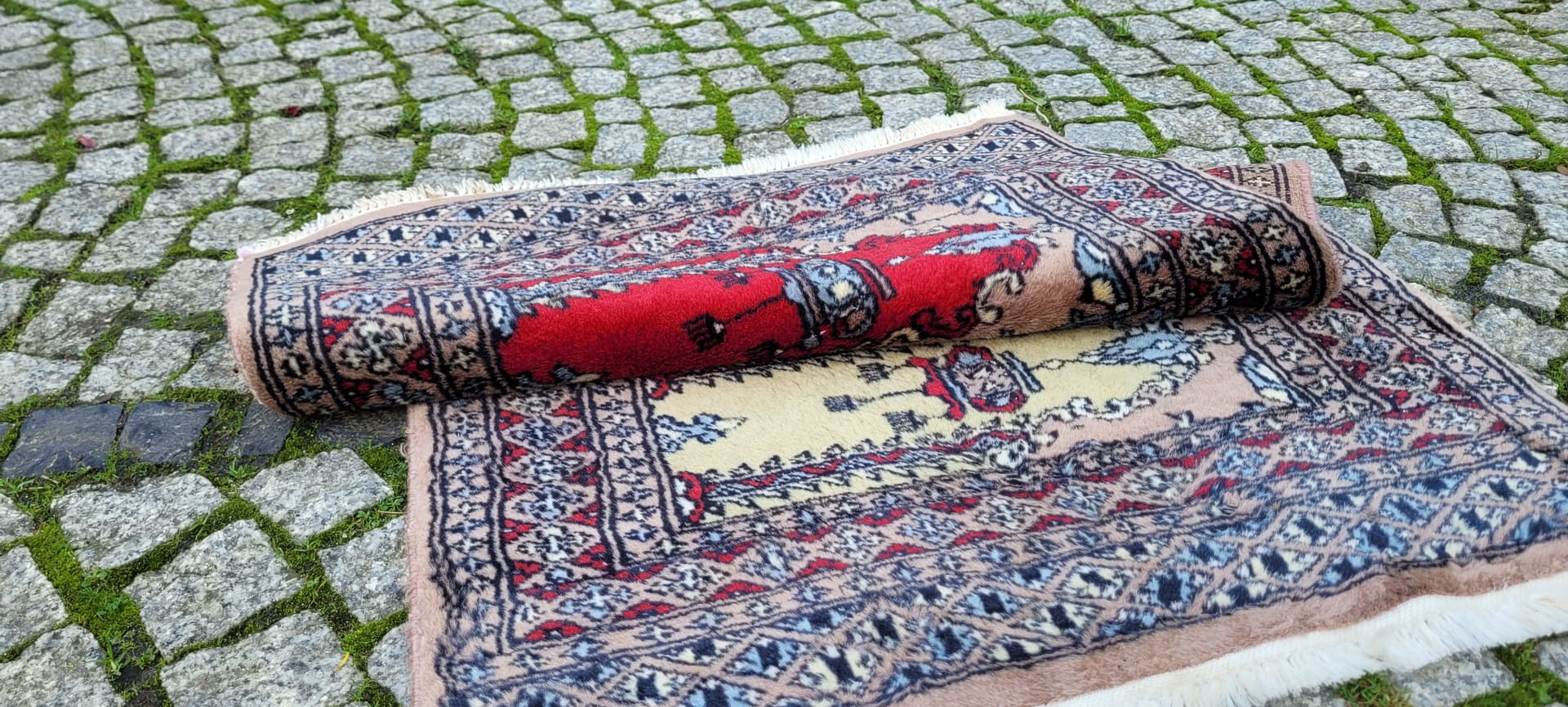 LŚNIĄCY DYWAN BUCHARA RĘCZNIE TKANY PAKISTAN 63/96CM - 130086