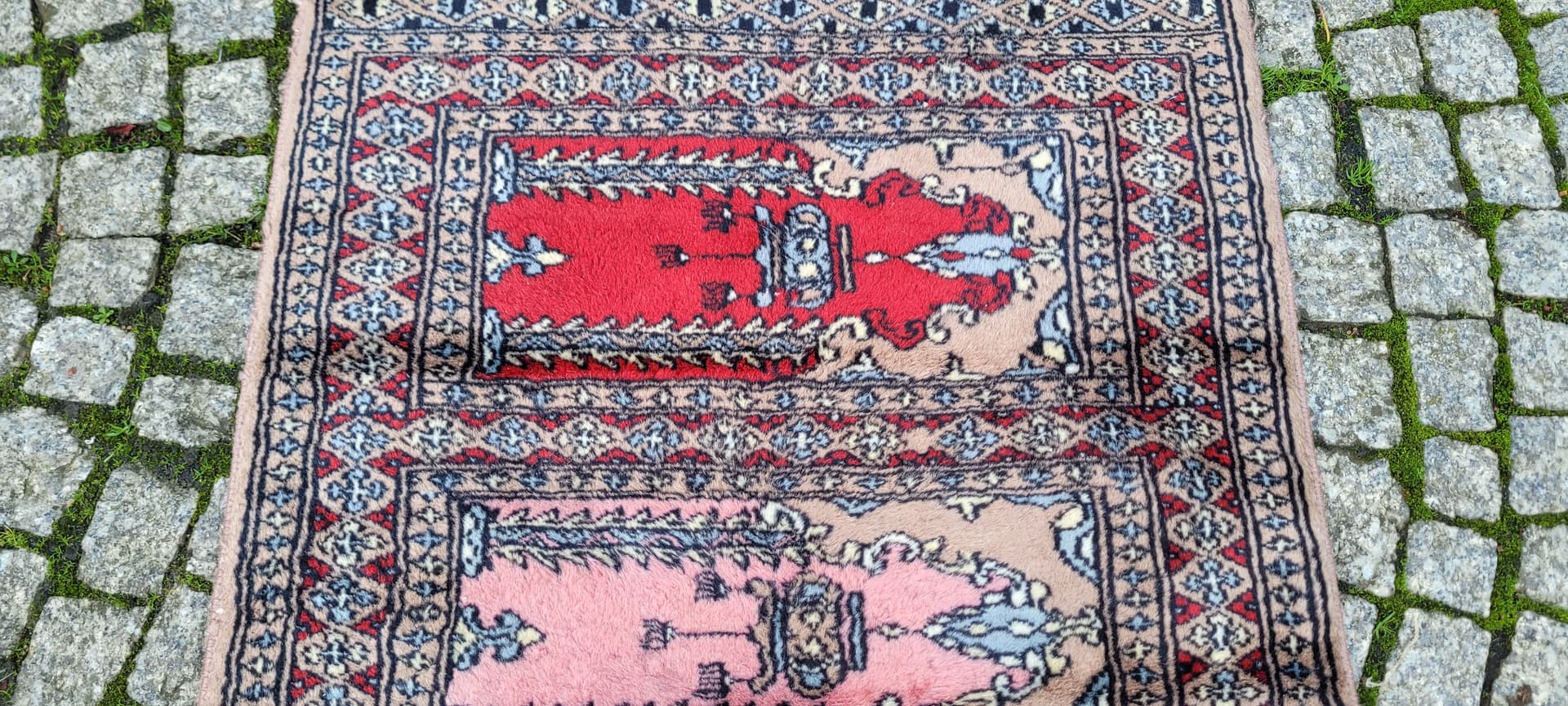 LŚNIĄCY DYWAN BUCHARA RĘCZNIE TKANY PAKISTAN 63/96CM - 130090