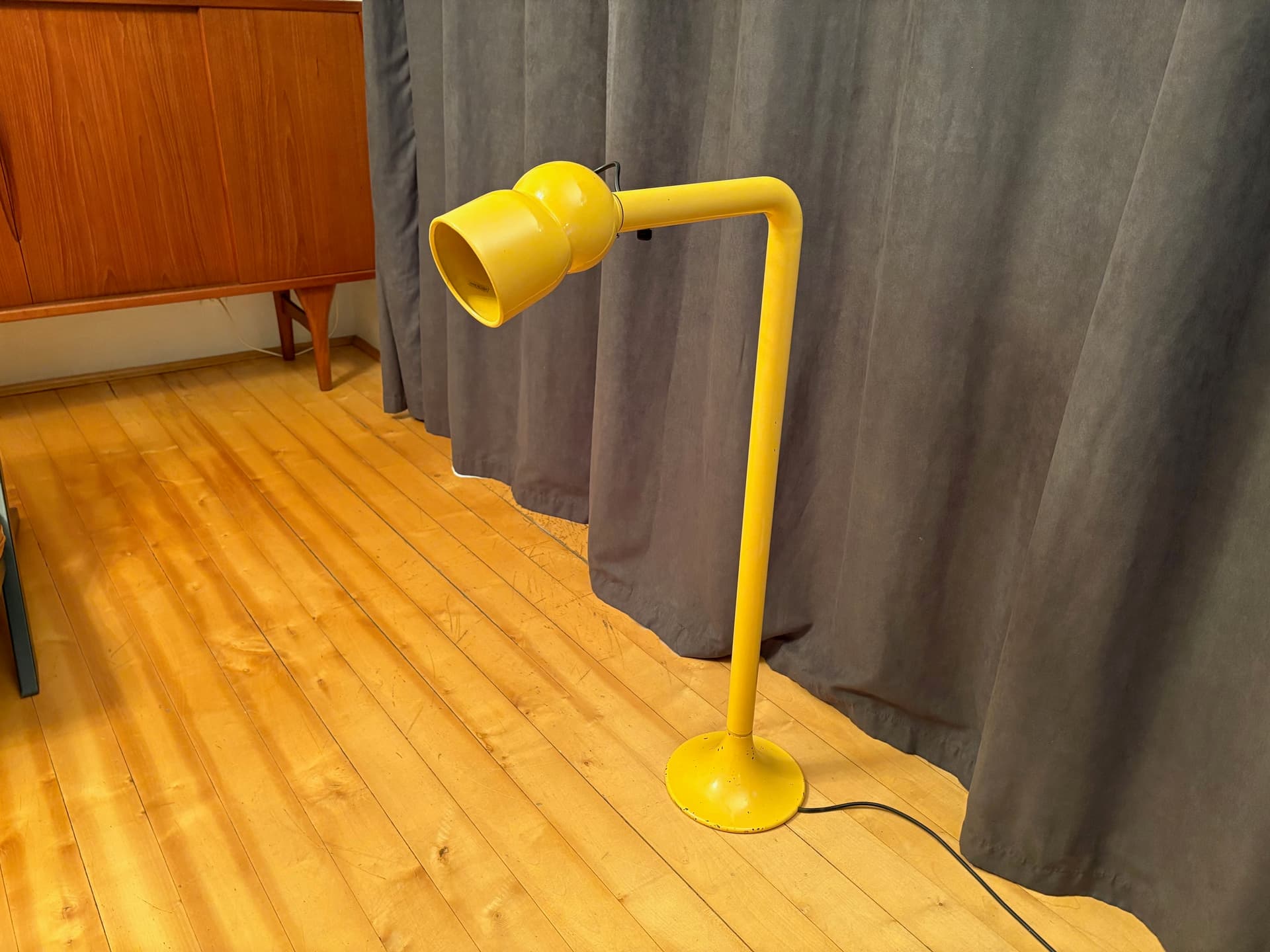 Unikalna lampa podłogowa „Robot” proj. Elio Martinelli , Martinelli Luce, Włochy, lata 60. - 130185