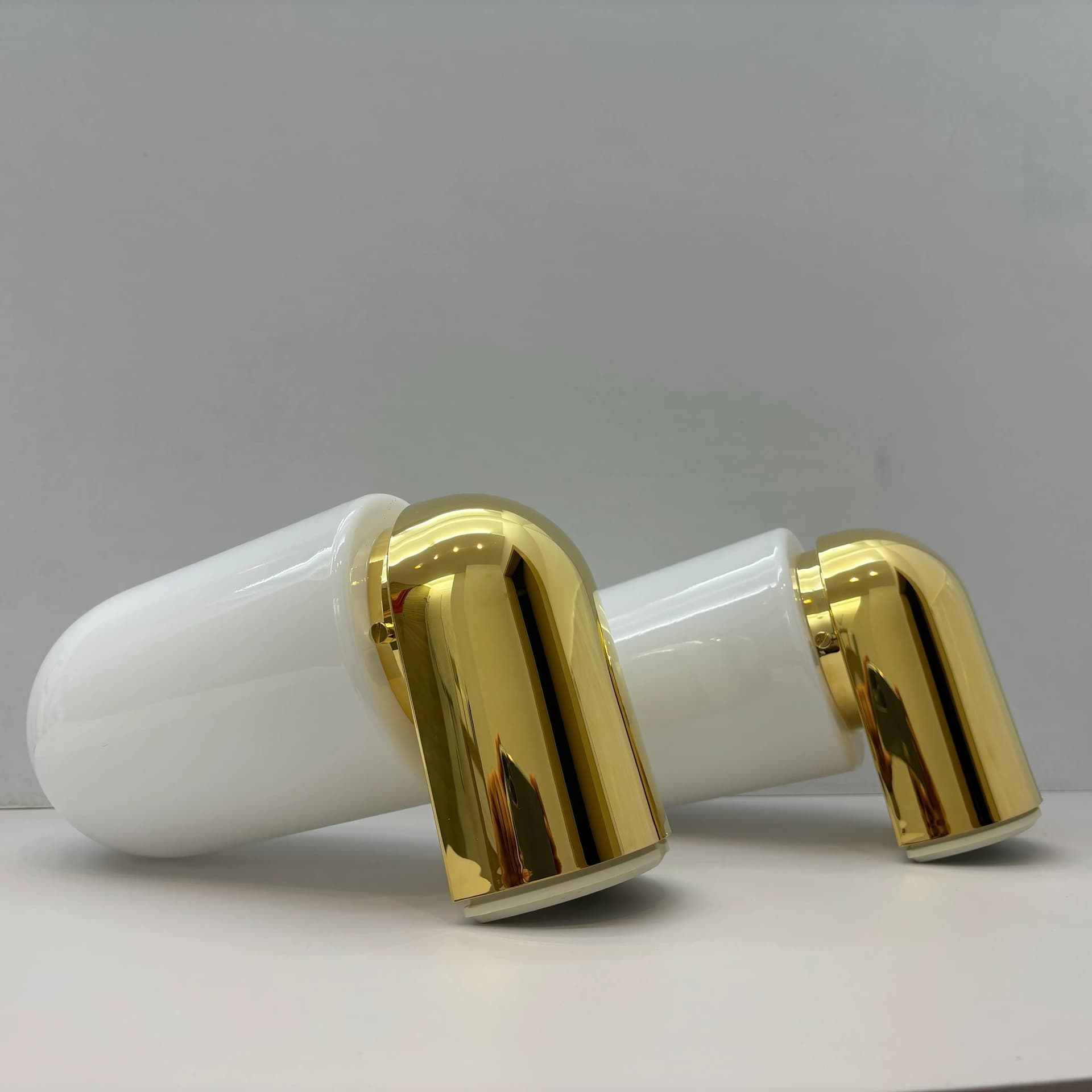 Para kinkietów 3345, złocone tworzywo, szkło mleczne, Glashutte Limburg, Niemcy, lata 90. - 8939