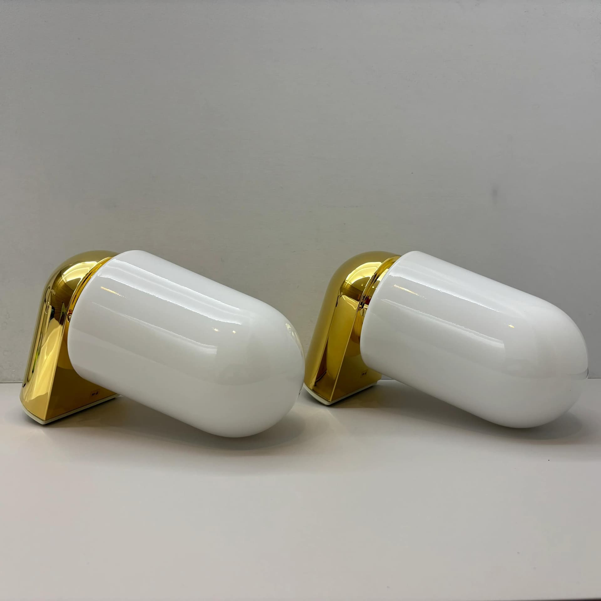 Para kinkietów 3345, złocone tworzywo, szkło mleczne, Glashutte Limburg, Niemcy, lata 90. - 8940