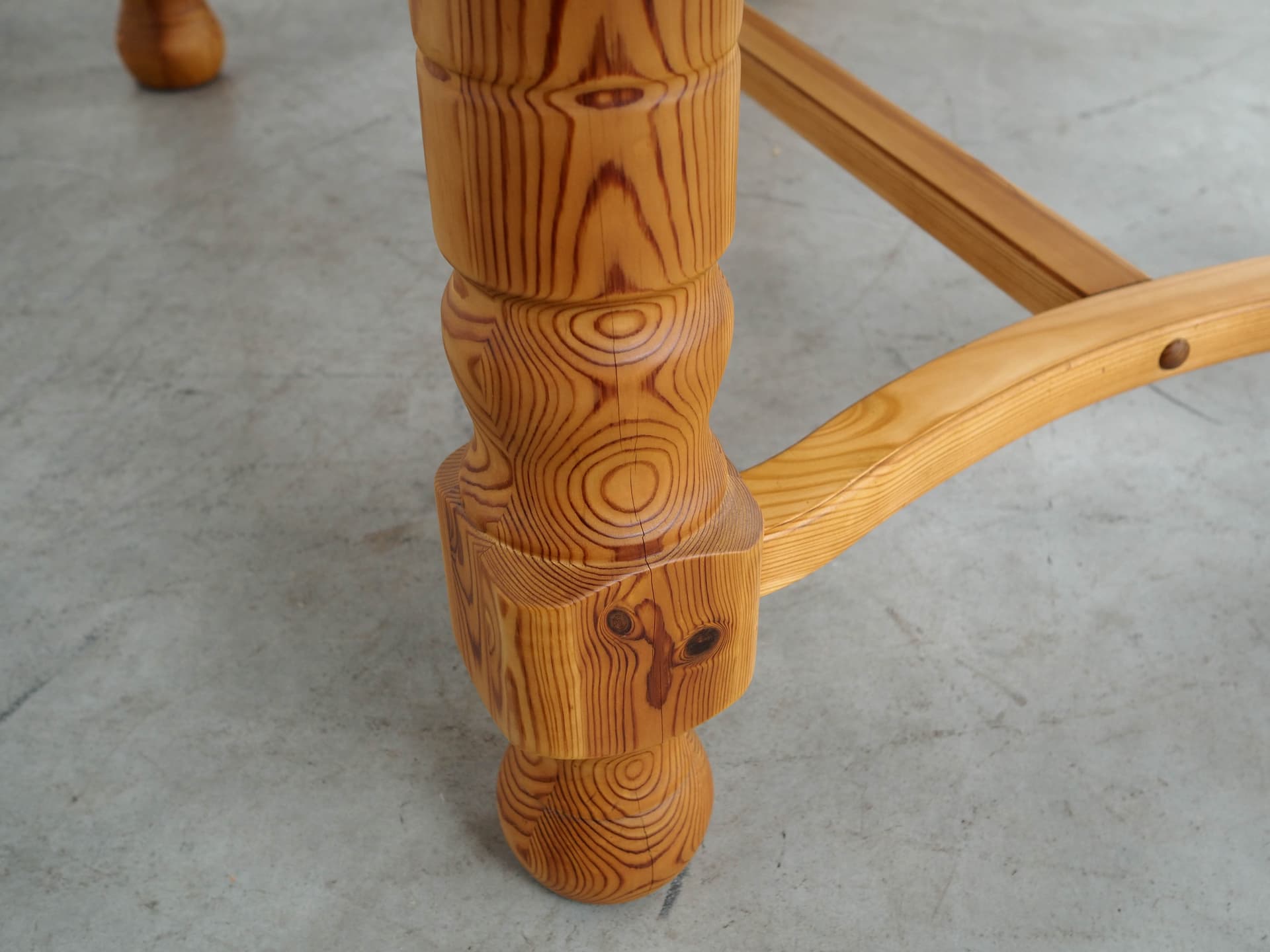Dining table, light brown pine, Denmark, 1970s. - 130323