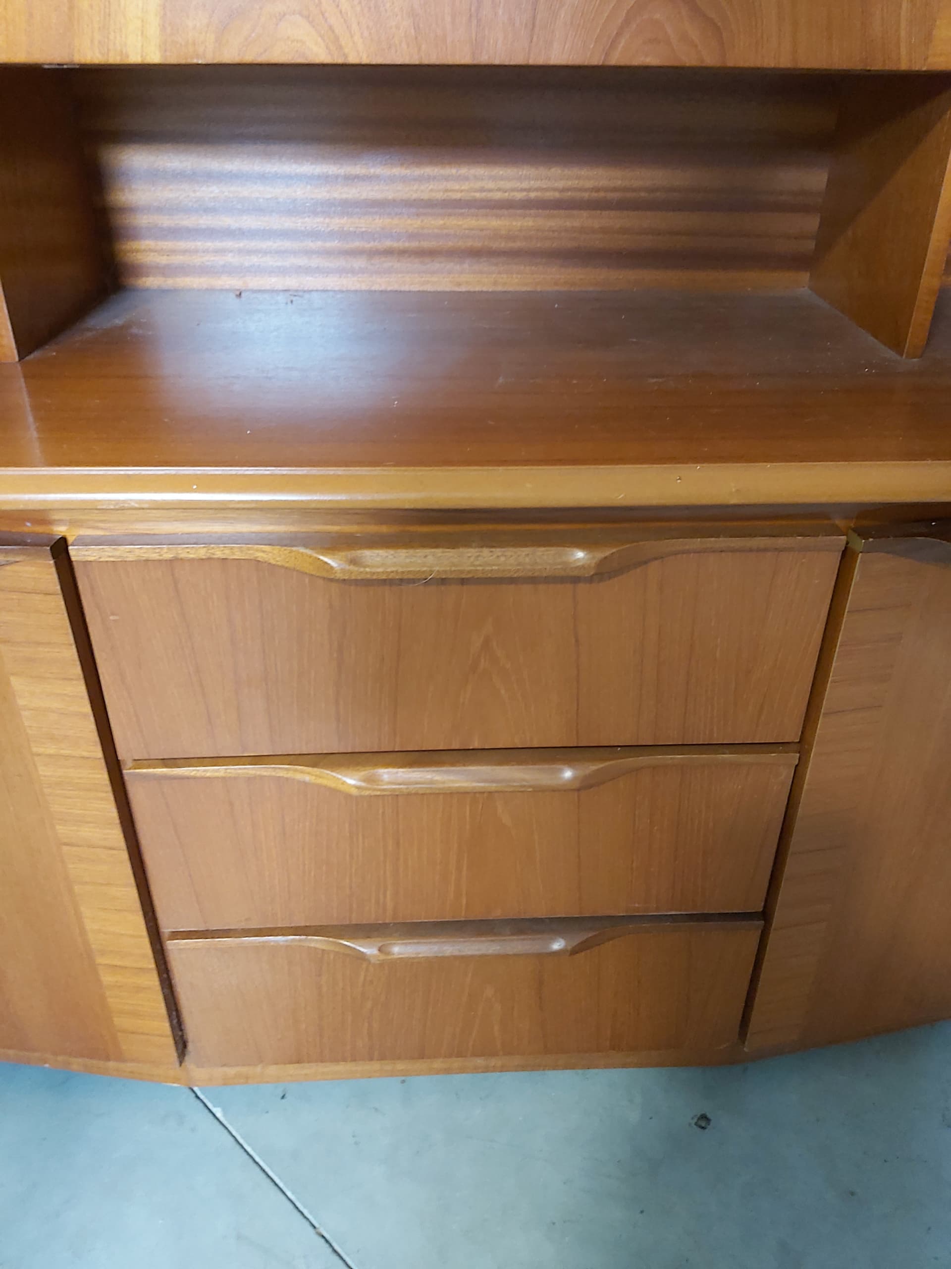 Kredens, teak brązowy, Anglia, lata 70. - 130421