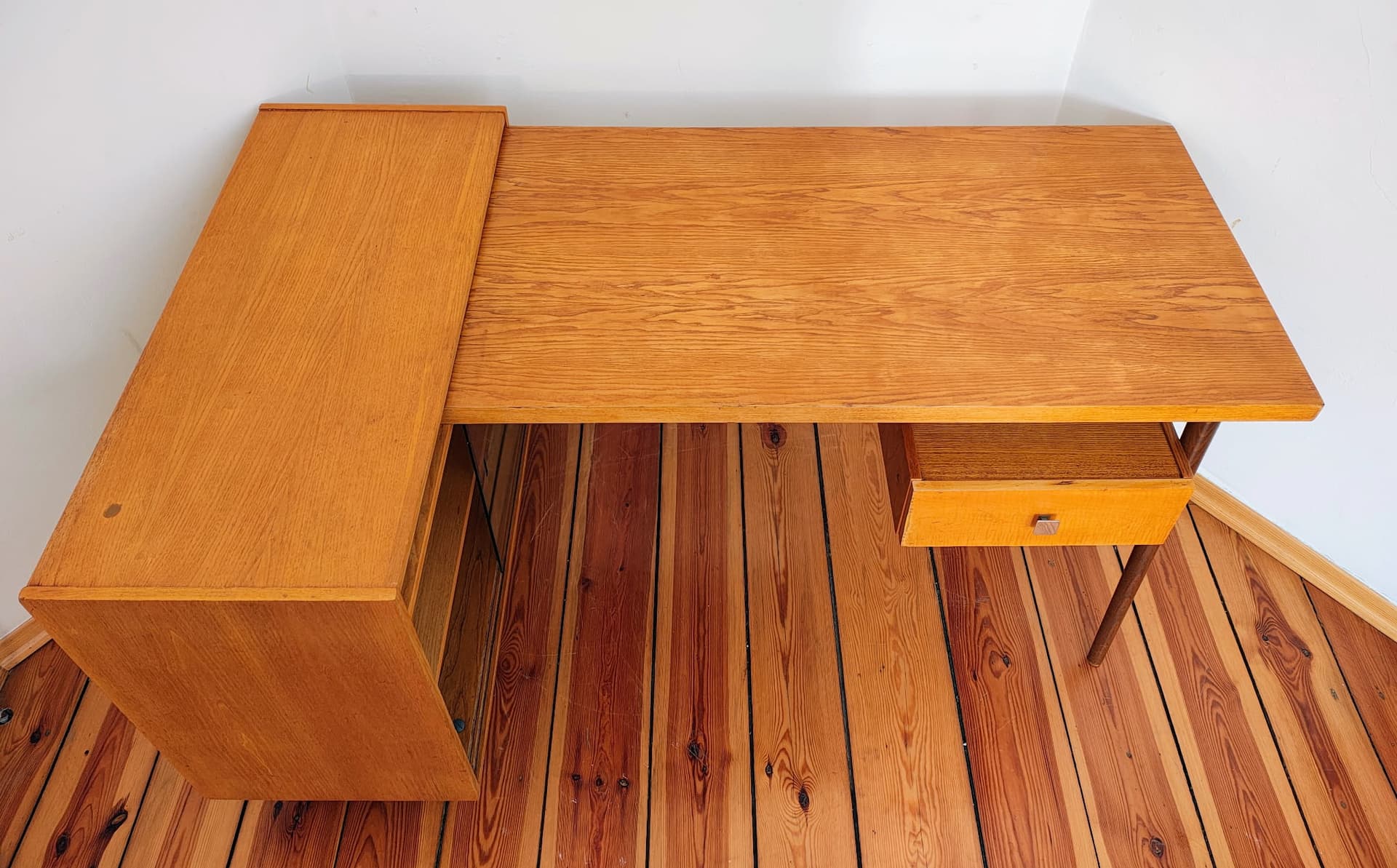 Desk, brown wood, by B. Landsman, UP Závody, Czechoslovakia, 1960s. - 130459
