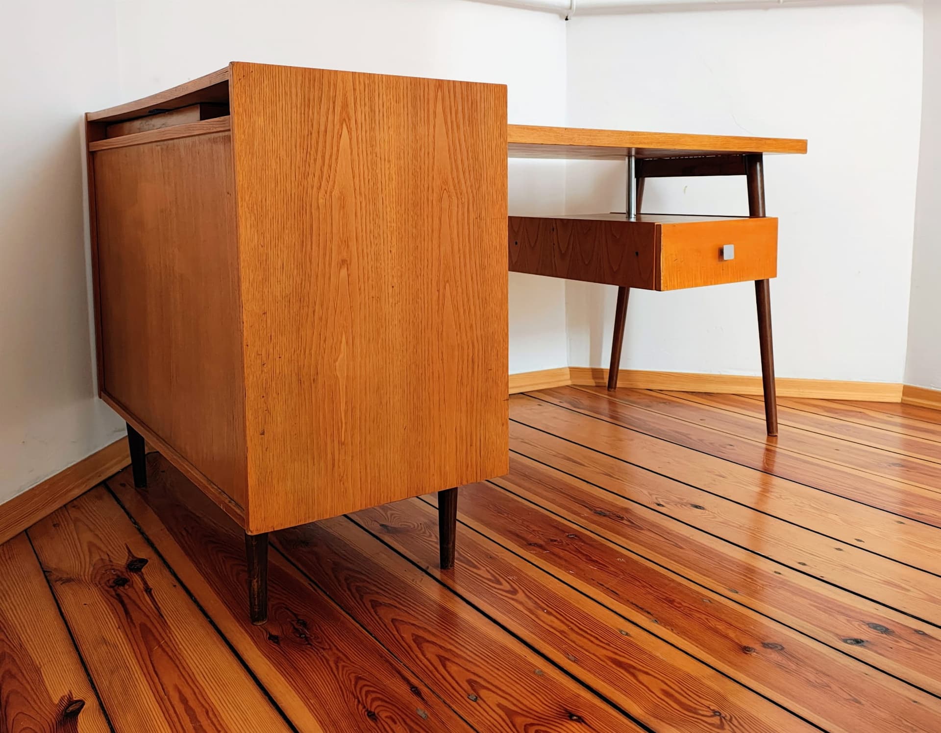 Desk, brown wood, by B. Landsman, UP Závody, Czechoslovakia, 1960s. - 130464