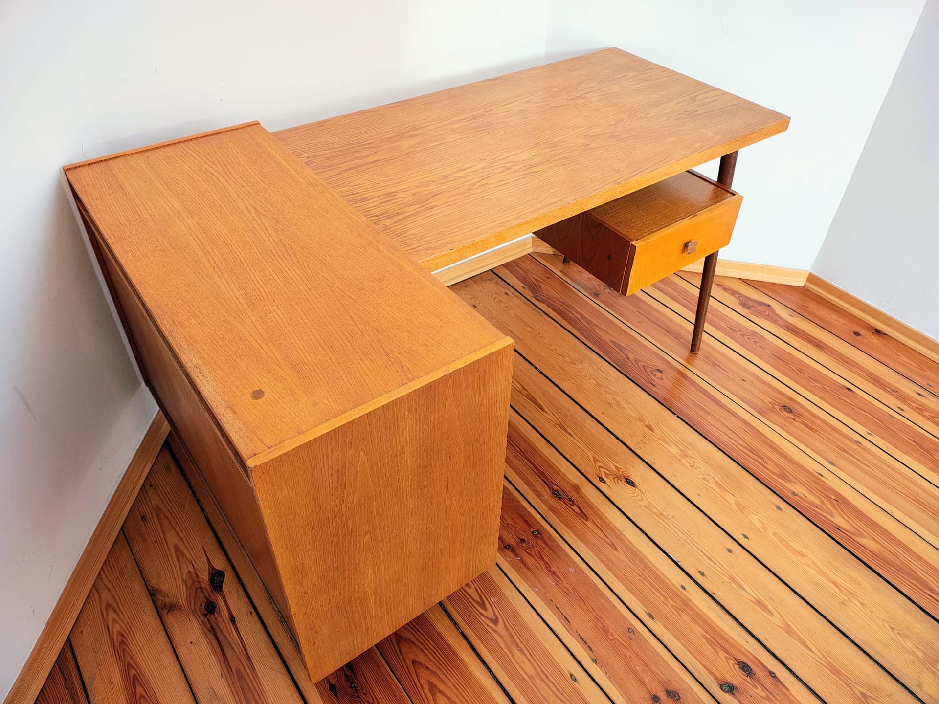 Desk, brown wood, by B. Landsman, UP Závody, Czechoslovakia, 1960s. - 130461