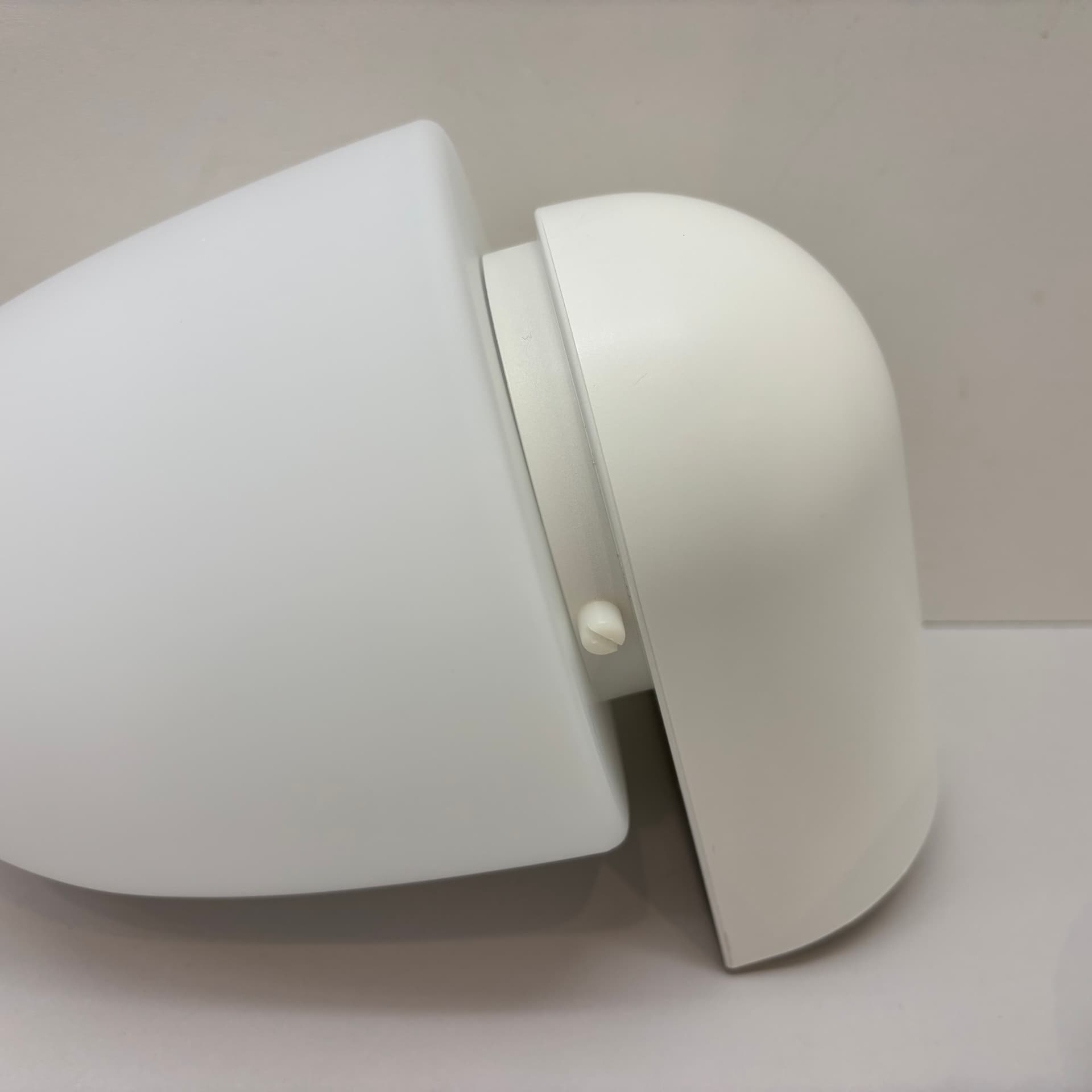 Para kinkietów Glashutte Limburg 3254, szkło opalowe białe, Niemcy, lata 80. - 130916