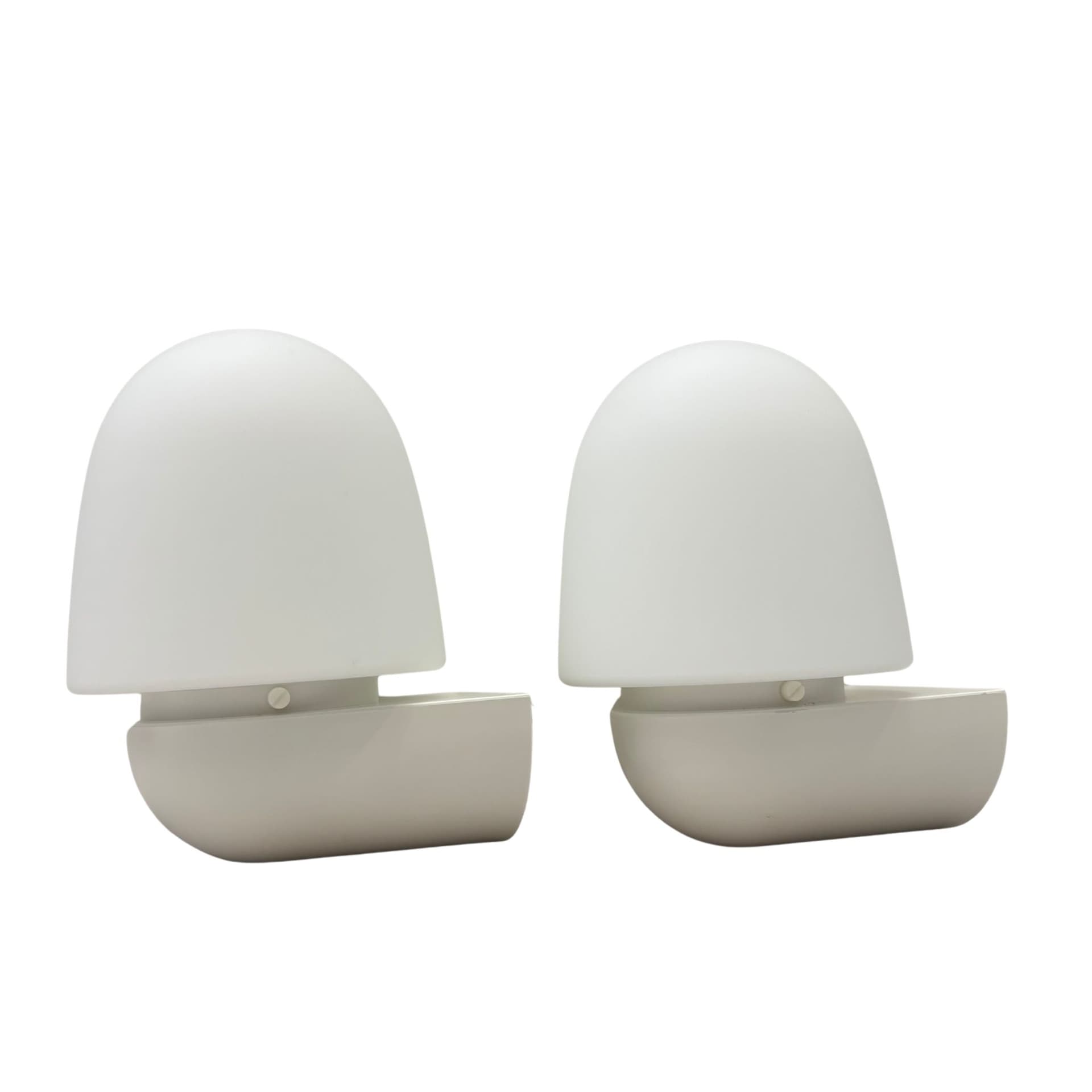 Para kinkietów Glashutte Limburg 3254, szkło opalowe białe, Niemcy, lata 80.