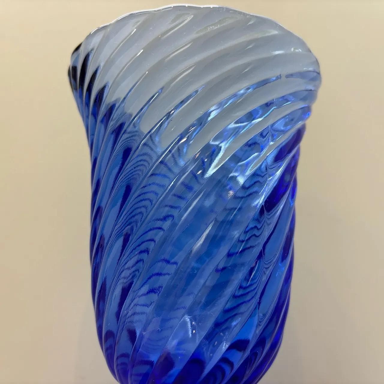 Vase Spirelli, blue glass, by R. Serwicki, Poland, 1970s. - 8860
