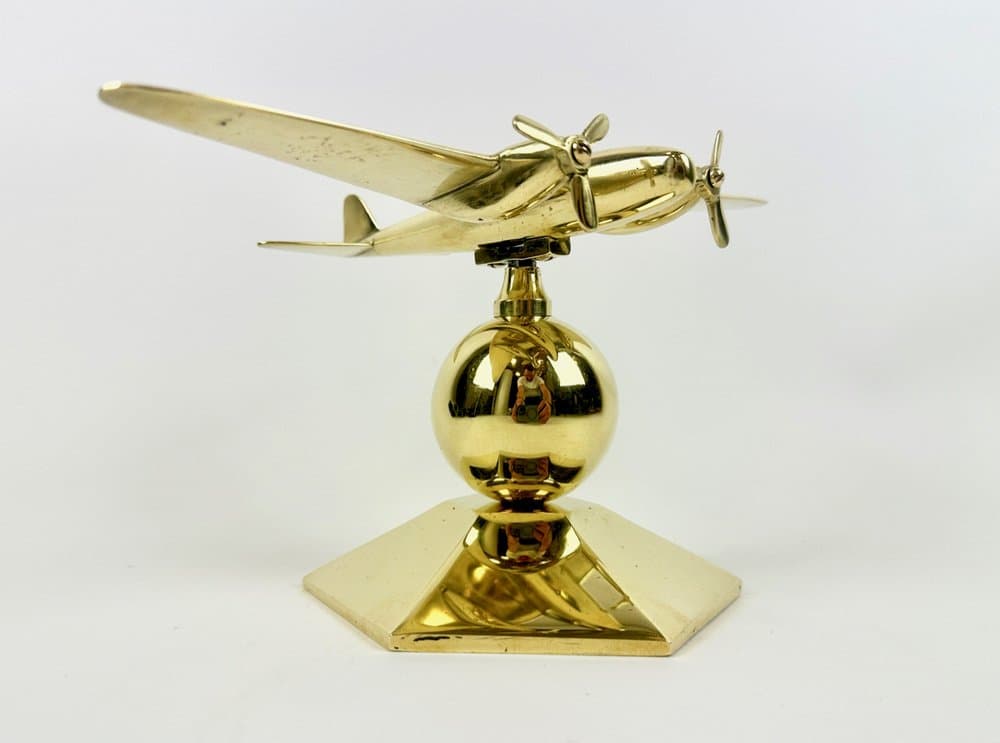 Model biurkowy samolotu Mosquito, złoty, mosiądz, Wielka Brytania, lata 40. - 149596