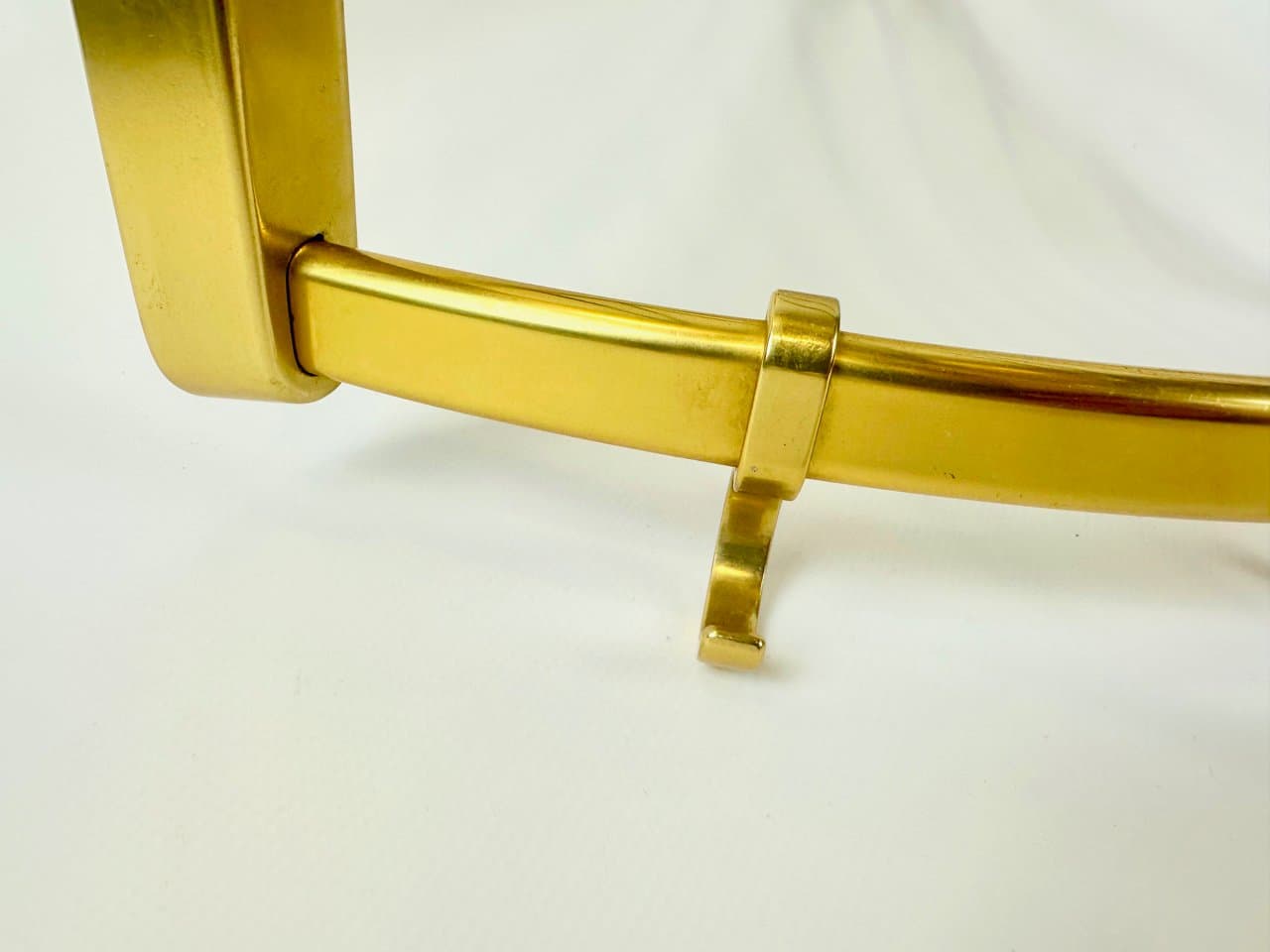 Wieszak narożny na płaszcze i kapelusze, aluminiowy złoty, Niemcy, lata 60. - 149695