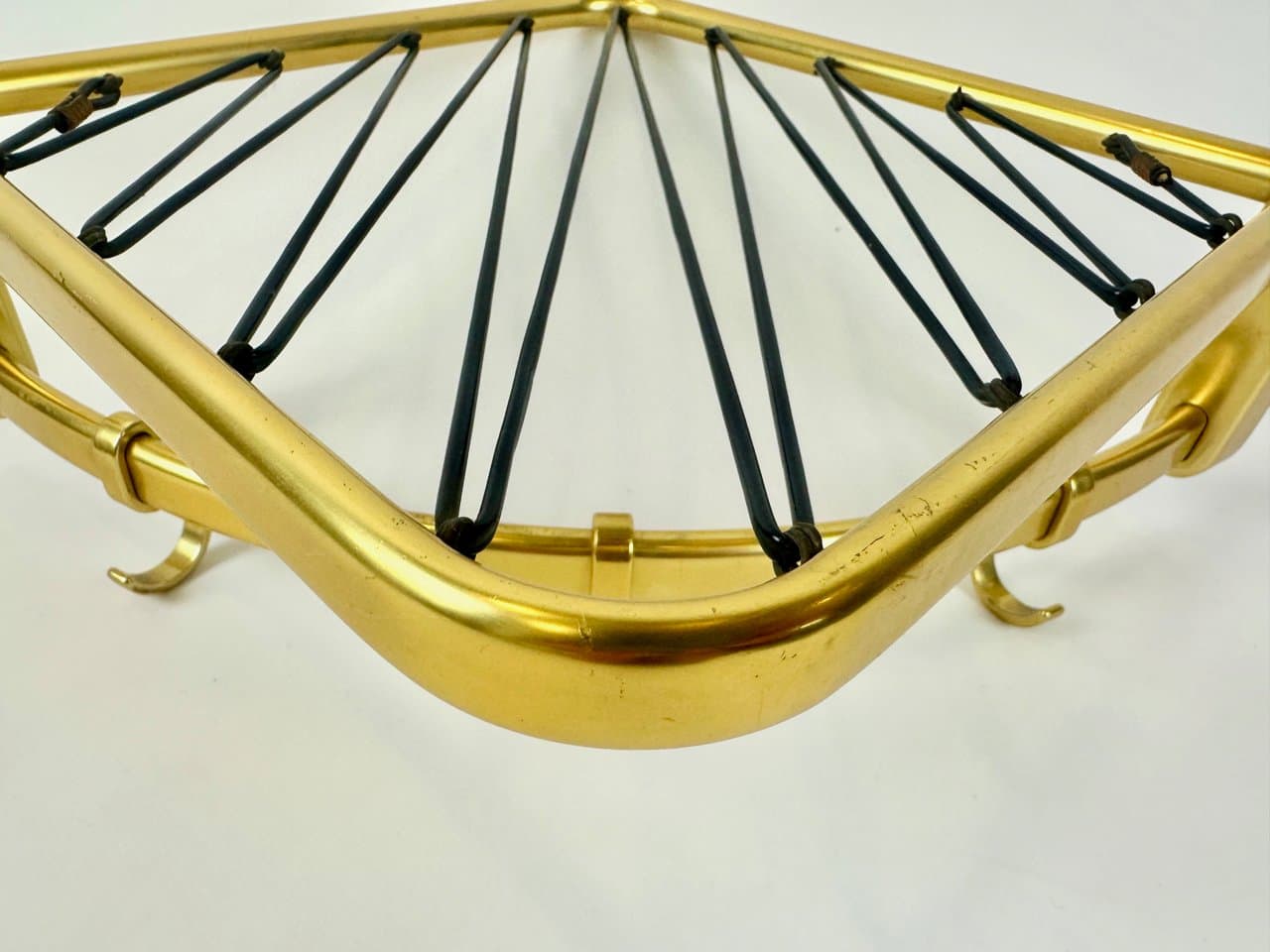 Wieszak narożny na płaszcze i kapelusze, aluminiowy złoty, Niemcy, lata 60. - 149696