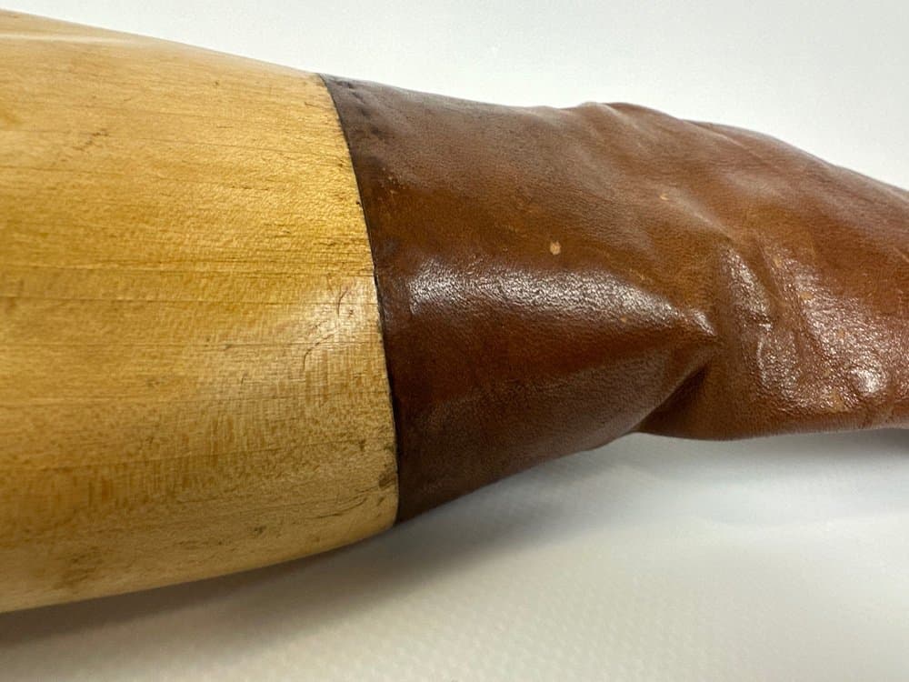 Proteza ręki damska wiktoriańska, brązowy jasny, skóra naturalna, drewno, Wielka Brytania, XIX w. - 149748