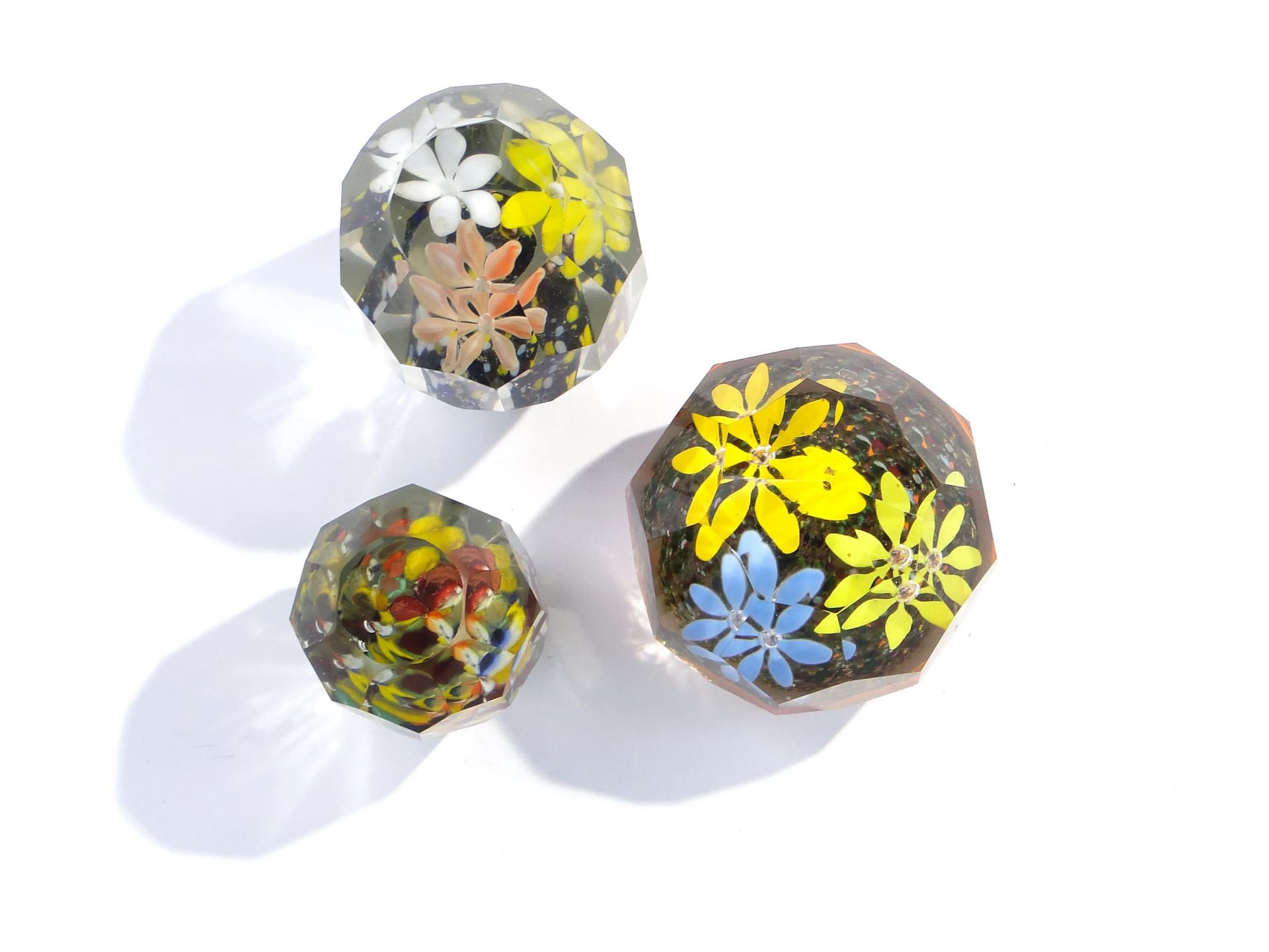 Paperweight, Art Nouveau, transparent, crystal, Austria-Hungary, early 20th c. - 9054