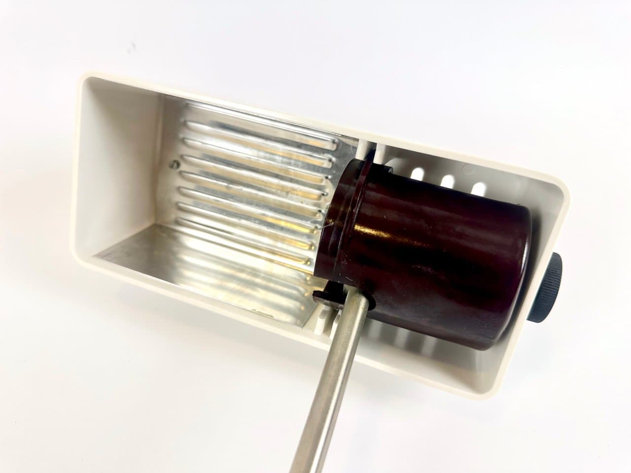 Lampa biurkowa, ivory white, bakelit, metal, Niemcy, lata 50. - 150045