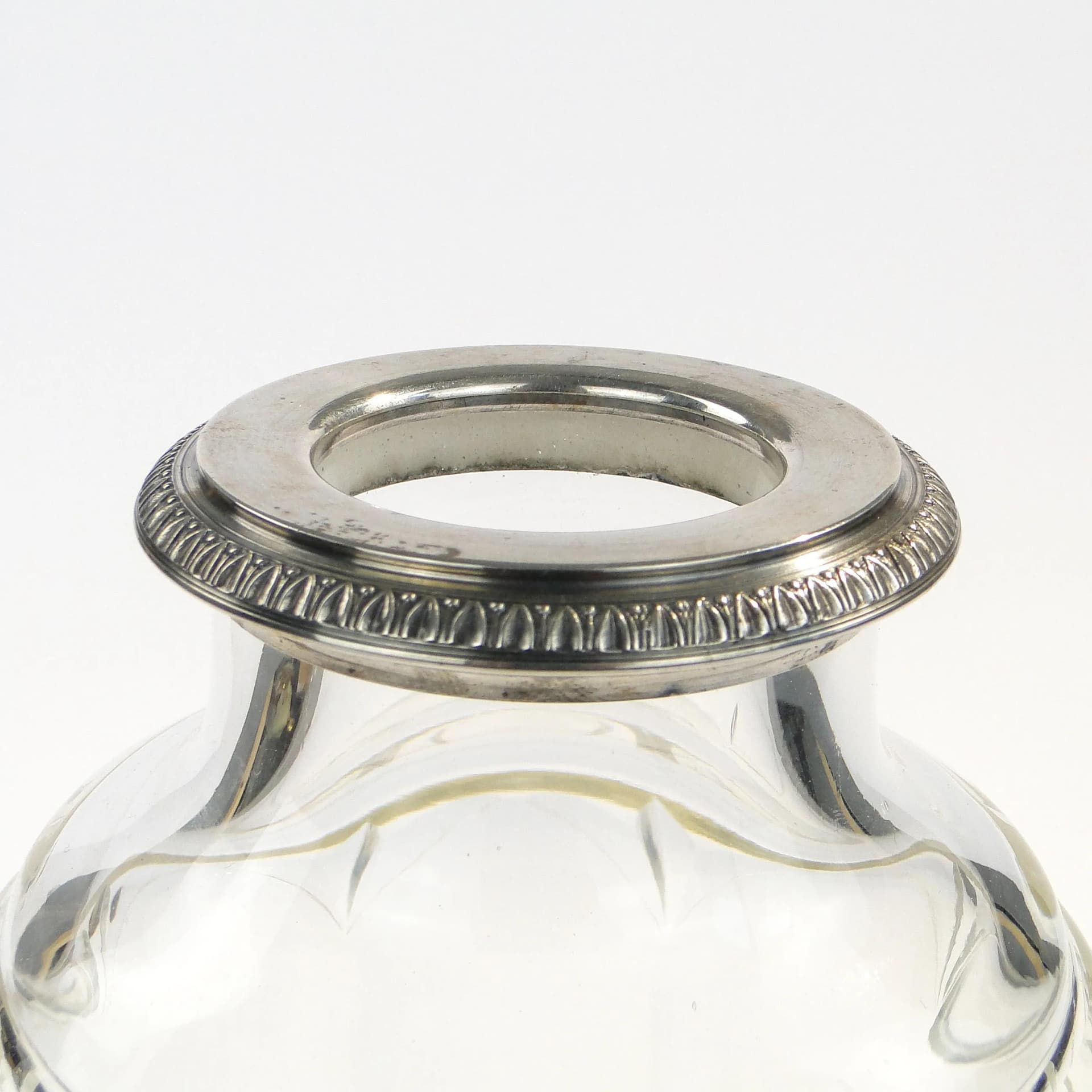 Vase Art Deco, transparent crystal, silver, Baccarat, France, 1930s. - 9029