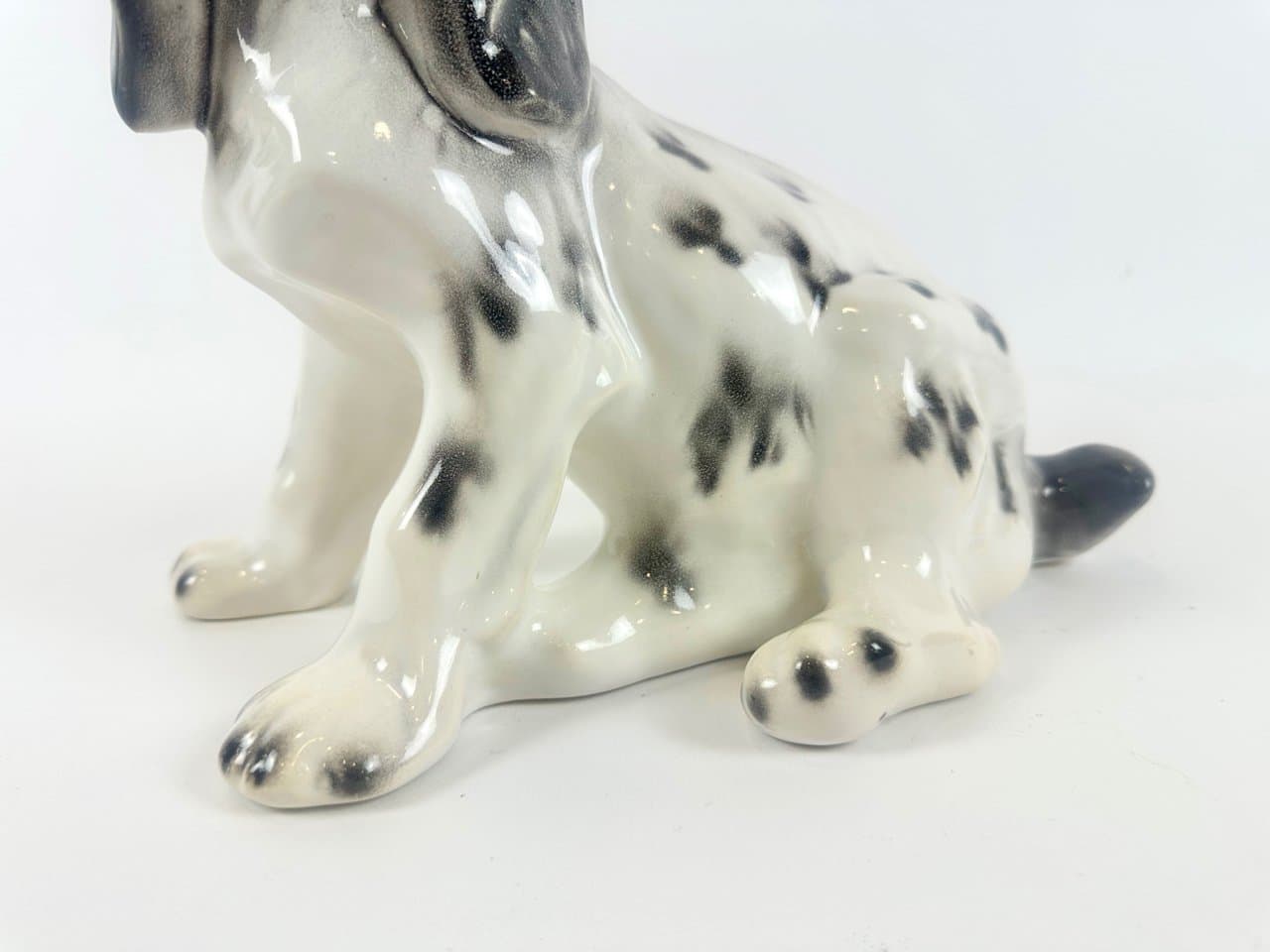 Figurka szczeniaka, kość słoniowa, porcelana, lata 60. - 150209