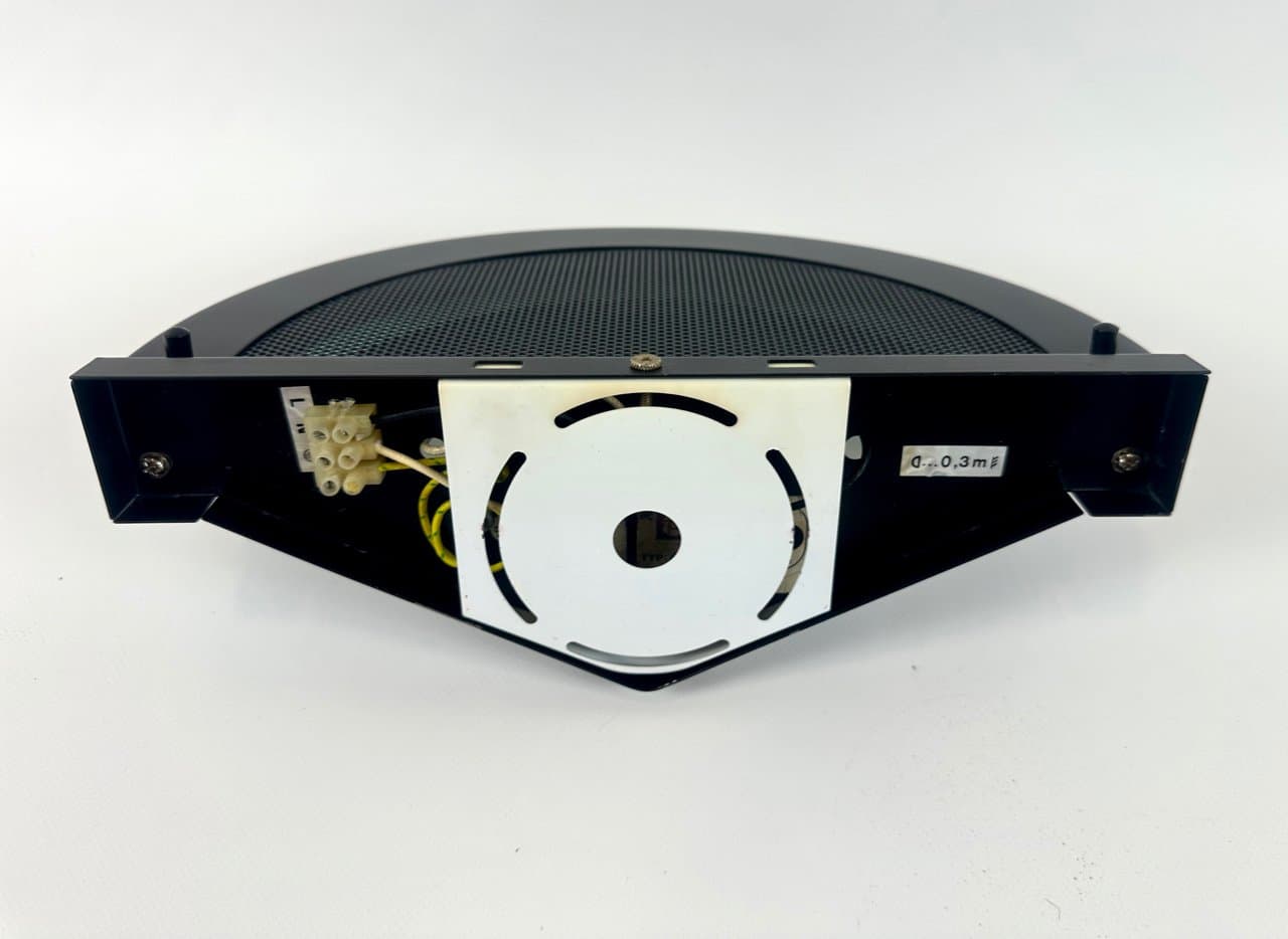 Kinkiet Cister, postmodernizm, metal czarny, akryl biały i zielony, Ikea, Szwecja, lata 80. - 150272