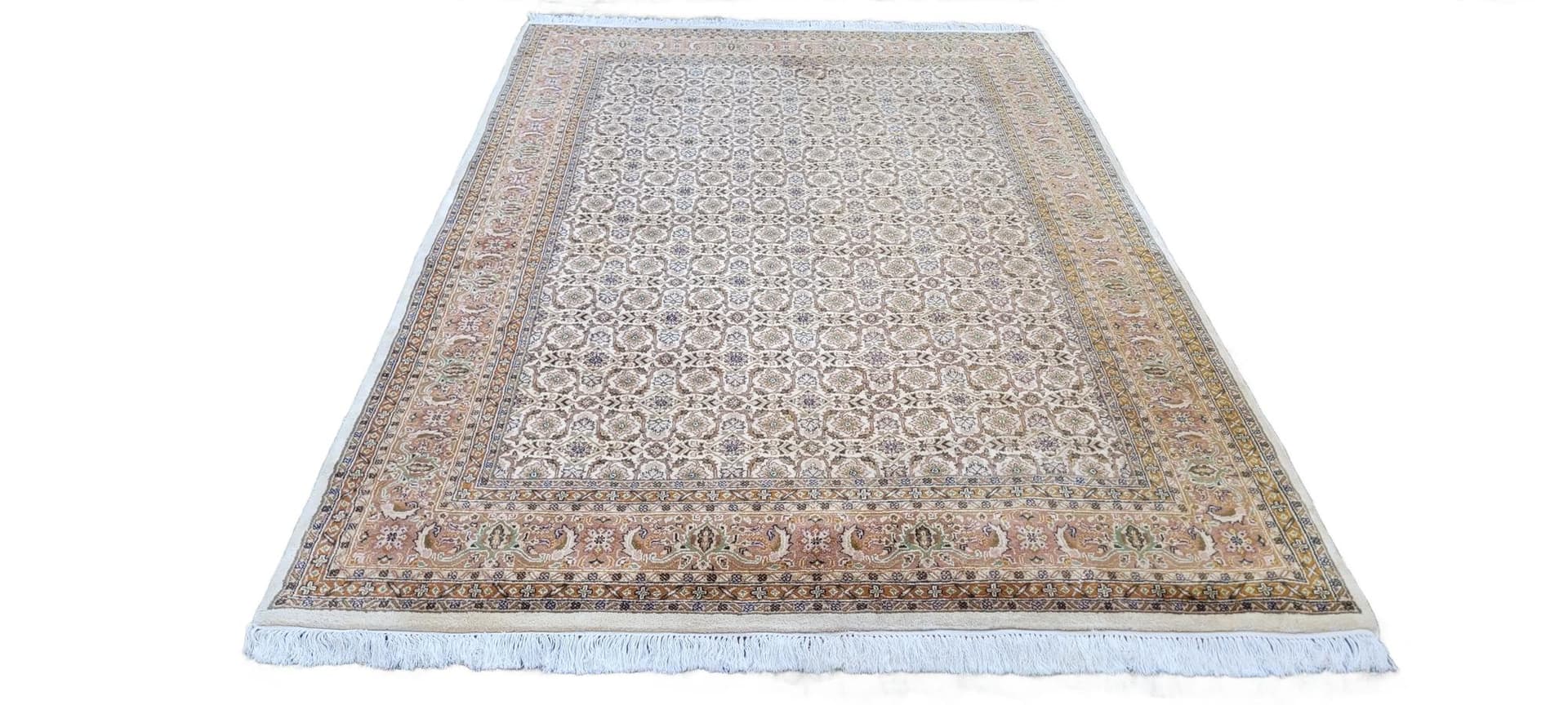 Rug Indo Bidjar 200x330cm, ivory, wool, India, 1980s.