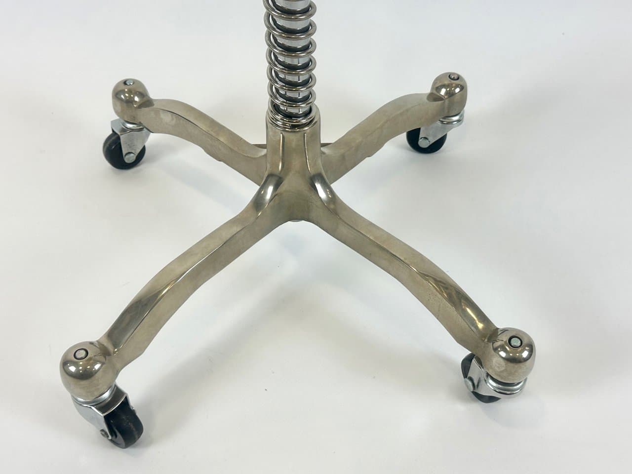 Manekin krawiecki mid-century, len beżowy, metal, plastik, Szwecja, lata 60. - 150364