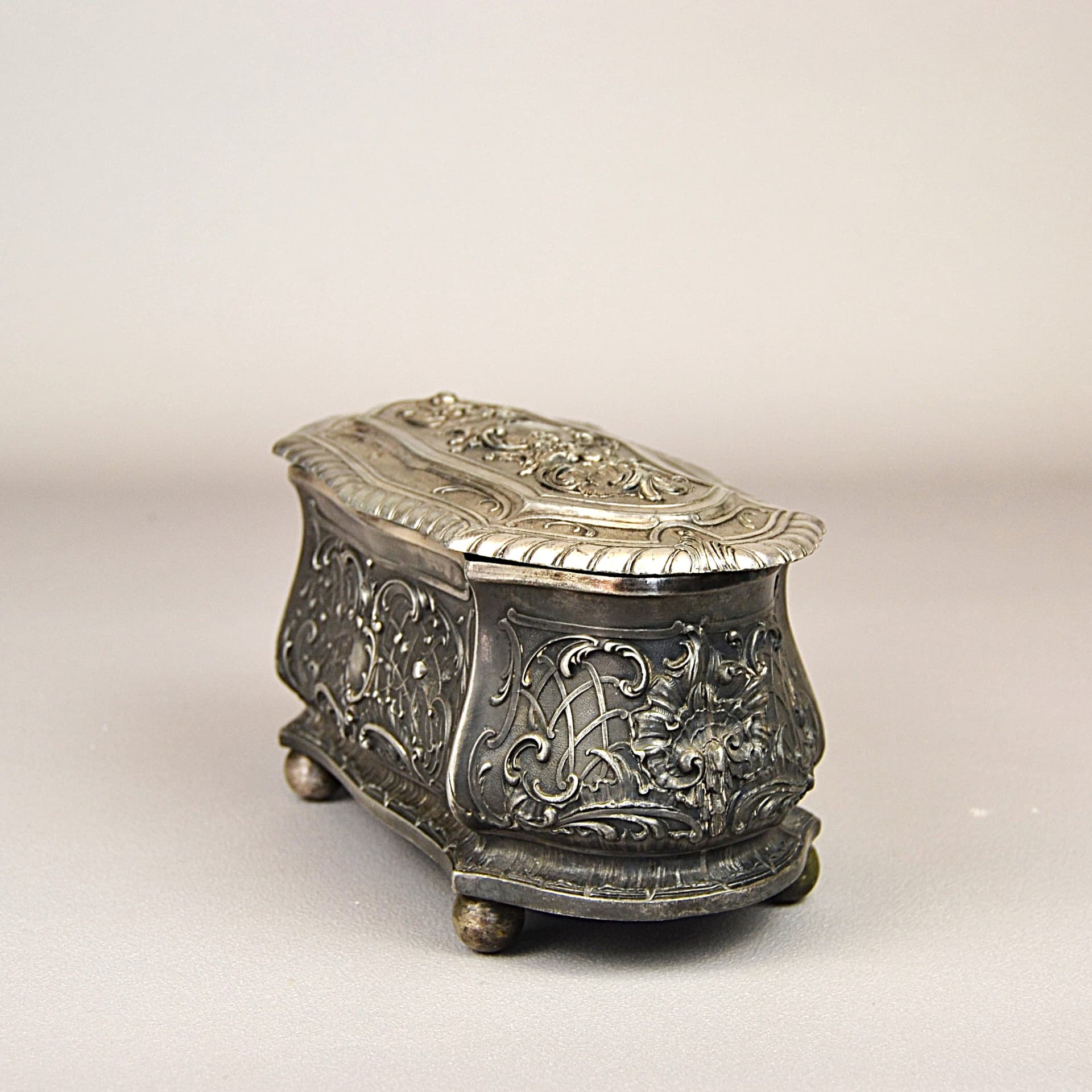 Decorative Box Rococo, silver metal, WMF, Germany, 19th c. - 1082