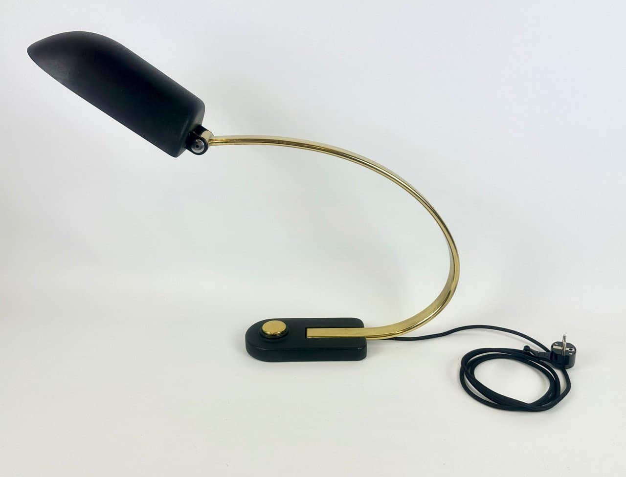 Lampa biurkowa, Space Age Model 7620, mosiądz złoty, stal czarna, Hillebrand, Niemcy, lata 60. - 150517