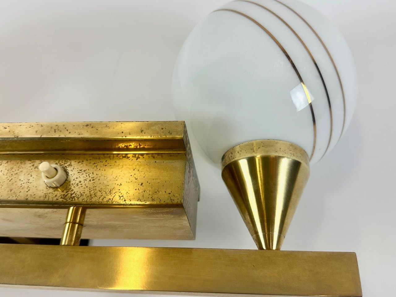 Lampa ścienna Art déco, mosiądz złoty, lata 30. - 150610