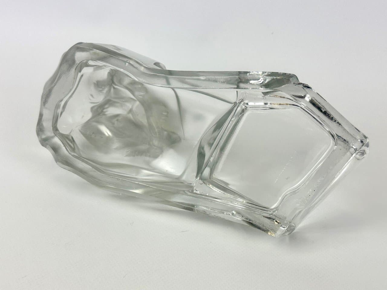 Popielniczka Art Deco Niedźwiedź polarny, szkło transparentne, Czechy, lata 30. - 150710