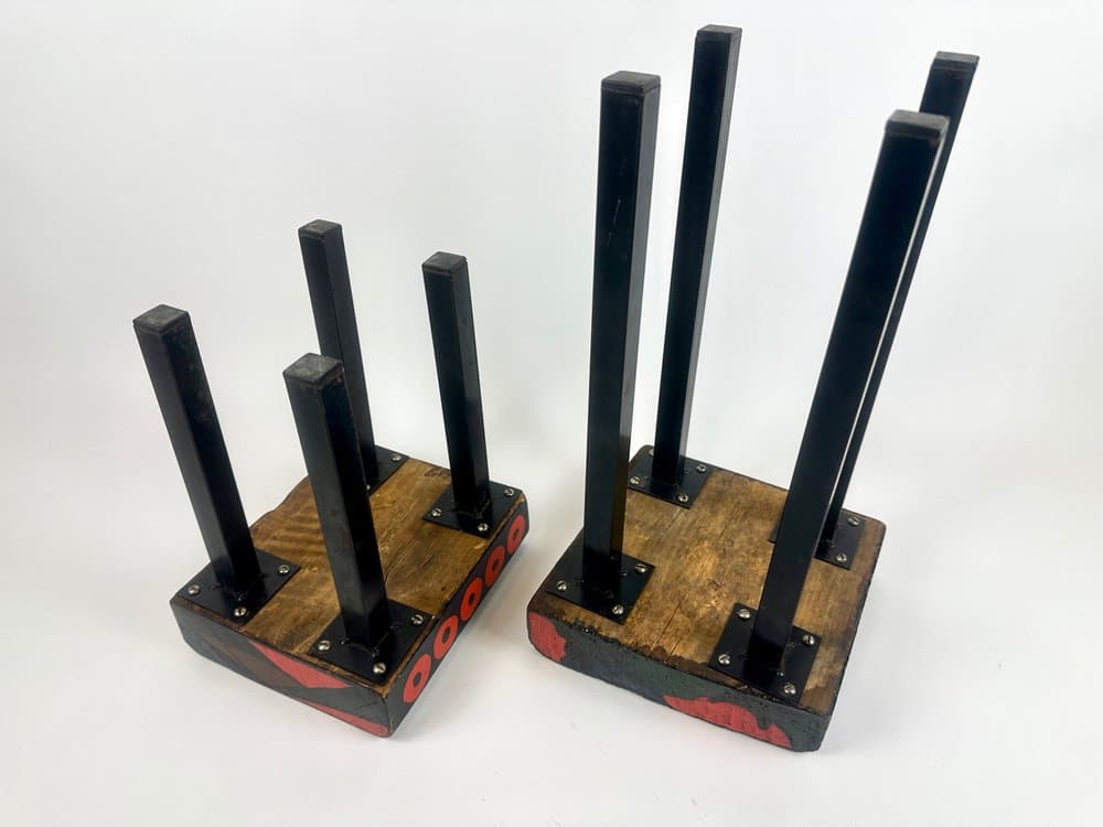 Zestaw dwóch stołków, ręcznie malowane, czarny, drewno, Niemcy, lata 70. - 150776