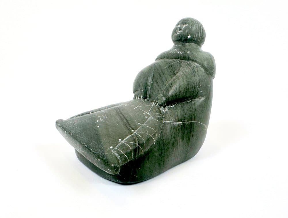 Rzeźba inuicka kobieta, szary, Kanada, lata 60. - 150900