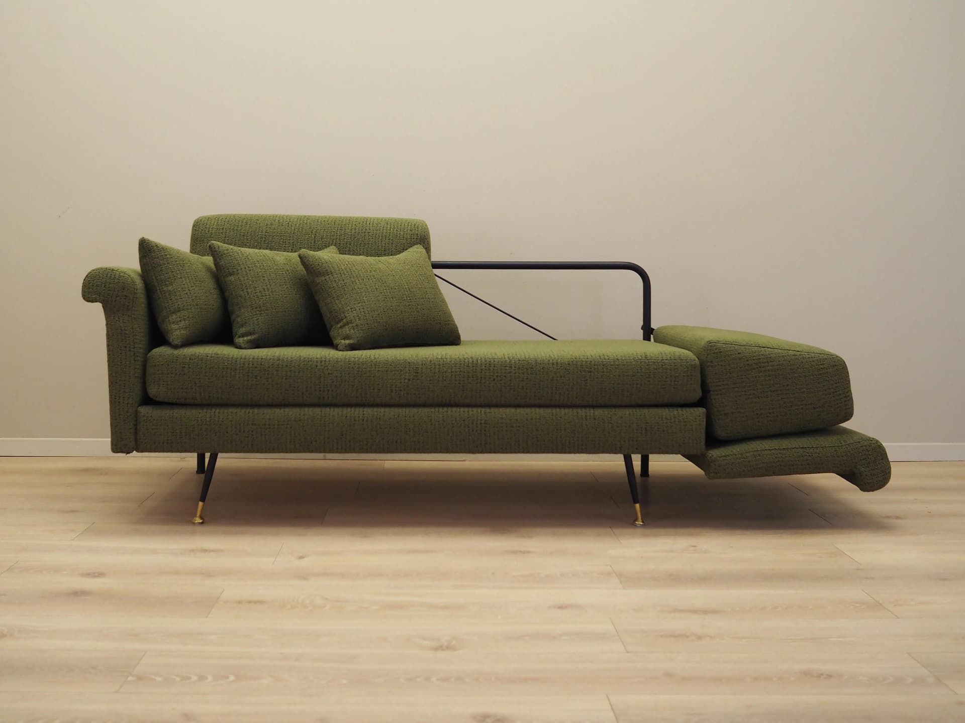 Sofa, green fabric, black metal, Italy, 1960s. - 9380