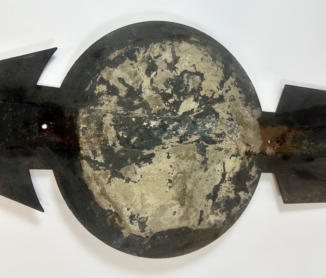 Znak drogowy wojskowy, czerwony, żeliwo, Niemcy, lata 40. - 150944