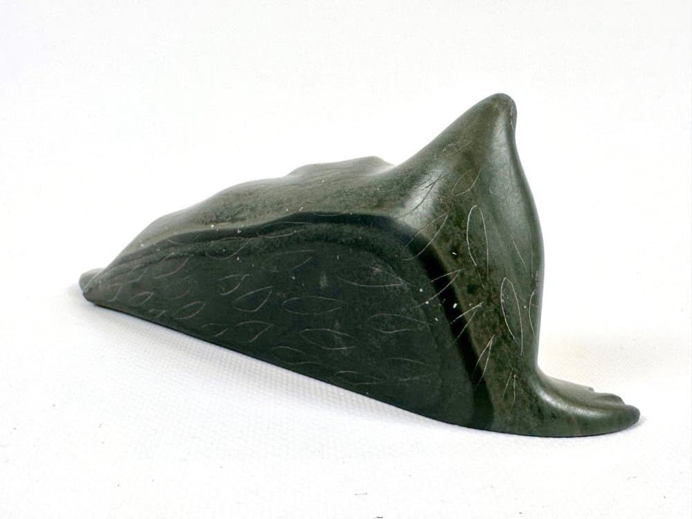 Rzeźba foki, mydłowiec srebrny, art. S. Meeko Nastapoka, Kanada, lata 50. - 151105