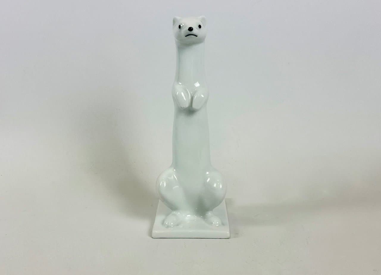 Figurka gronostaja, biały, porcelana, proj. T. Vaa, Porsgrund, Norwegia, lata 60. - 151138