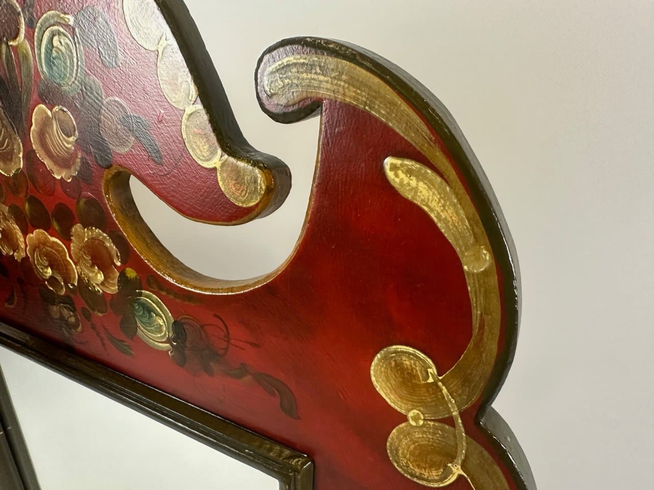 Lustro ścienne Folk Art, czerwony, szkło, drewno, Austria, lata 70. - 151220