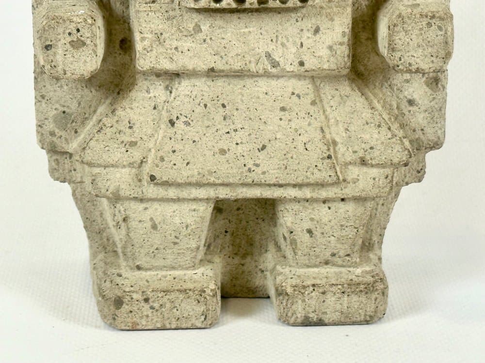 Figurka Tlaloc, beżowy, kamień, Meksyk, XIX w. - 151424