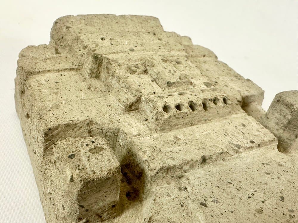 Figurka Tlaloc, beżowy, kamień, Meksyk, XIX w. - 151420