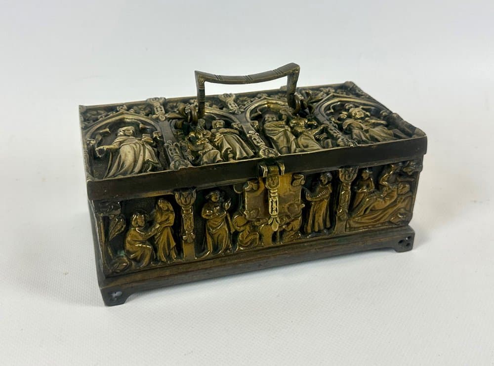 Jewelry Box, Gothic Revival, golden, bronze, 19th c. - 151444