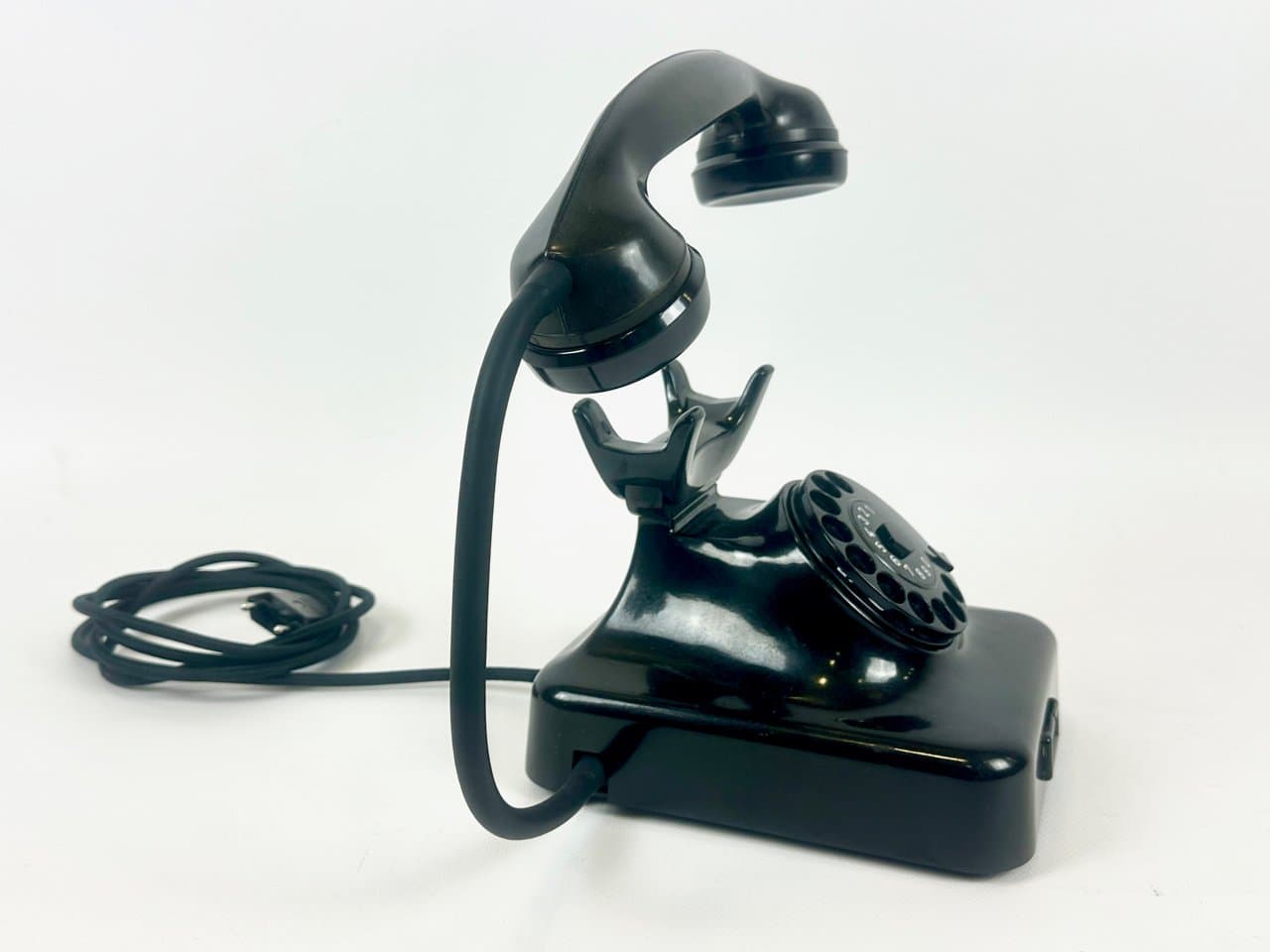 Table lamp, Art Deco, black Bakelite, Germany, 1930s. - 151514