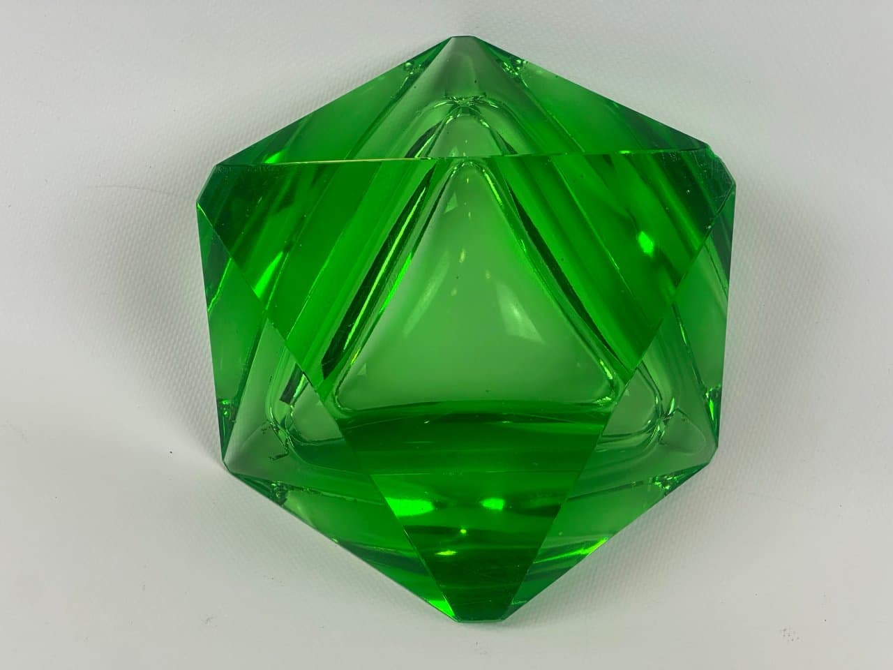 Popielniczka Art Deco, zielony, szkło, przyp. Moser, Czechy, lata 30. - 151610