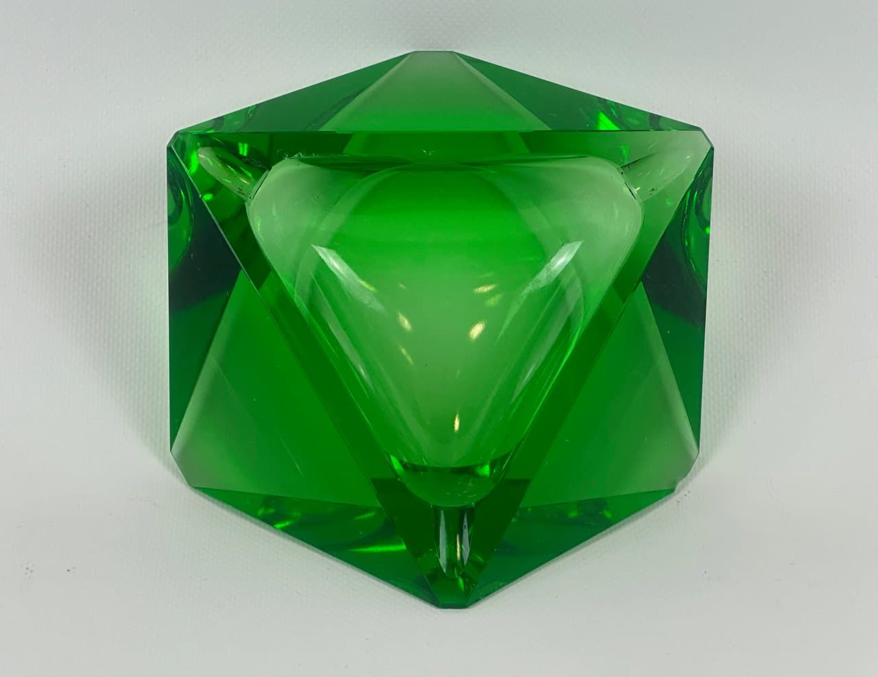 Popielniczka Art Deco, zielony, szkło, przyp. Moser, Czechy, lata 30. - 151608