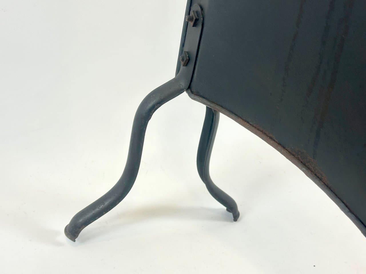 Firescreen Art Nouveau, black, cast iron steel, Germany, 1910s. - 151695