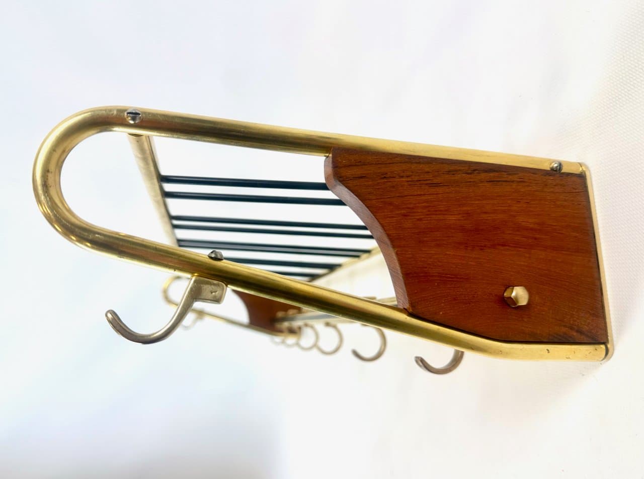 Wieszak stojący, teak ciemnobrązowy, mosiądz złoty, stal czarna, Niemcy, lata 50. - 151953