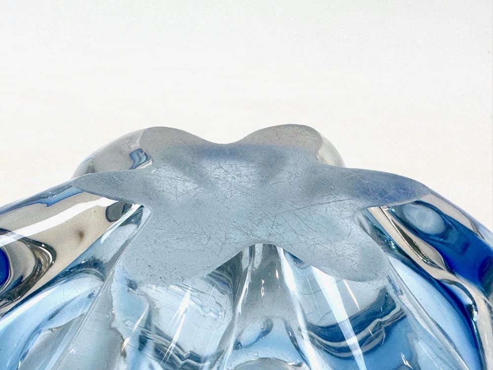 Art glass bowl, blue glass, by J. Hospodka, Czech Republic, 1960s. - 151969