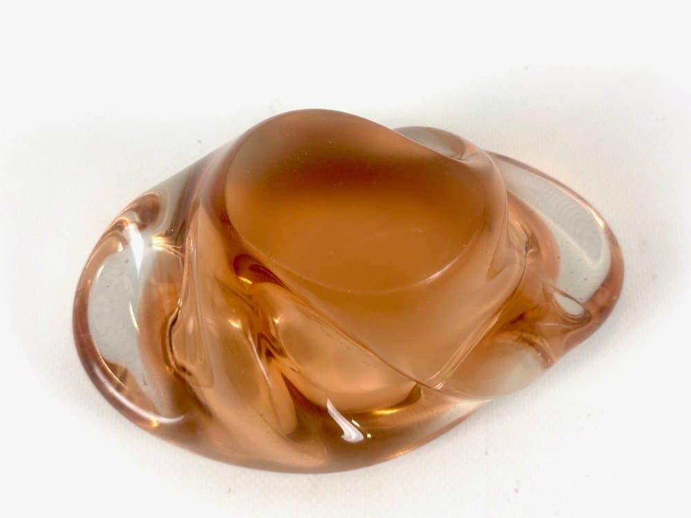 Decorative bowl, pink glass, by J. Hospodka, Czech Republic, 1960s. - 152049